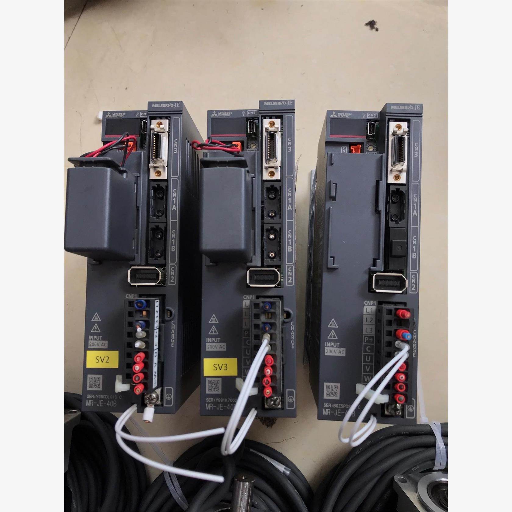 非实价议价议价三菱伺服电机套装MR-JE-40B，0.4kw，电机HG-K非实