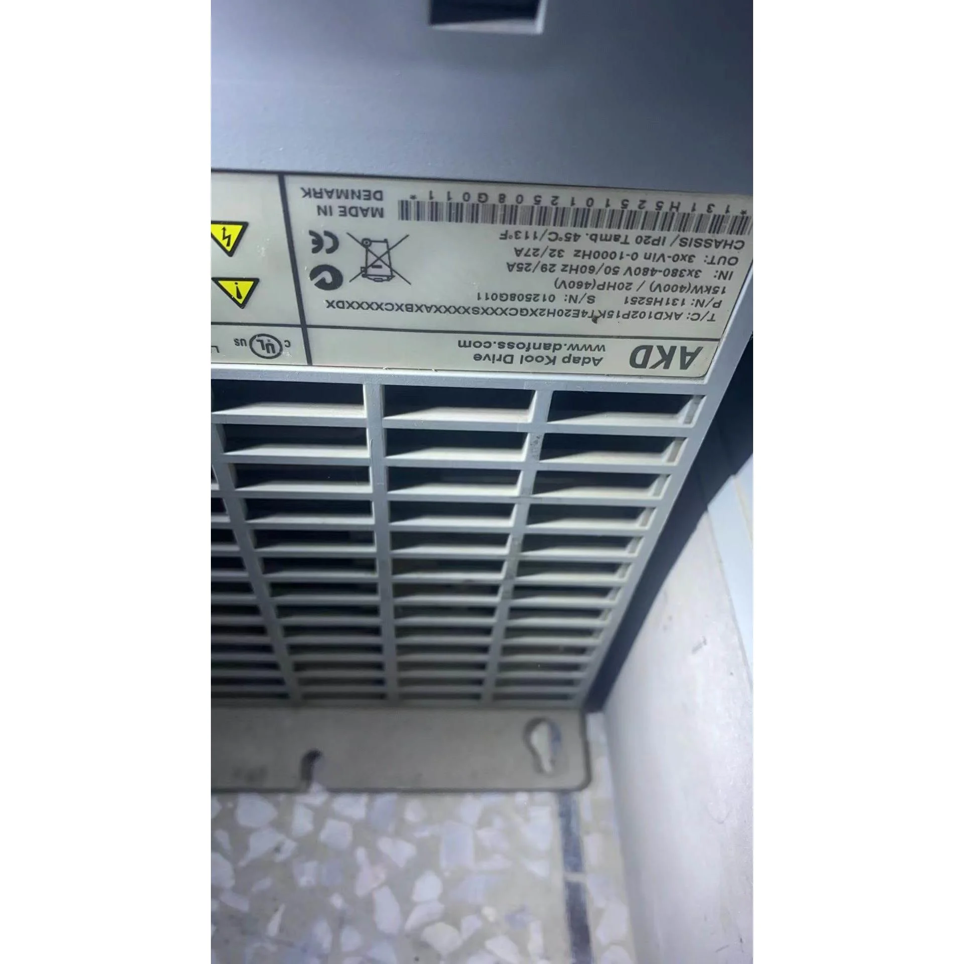 非实价议价议价AKD102P15KT4E20H2XG丹佛斯变频器原装拆机包好议