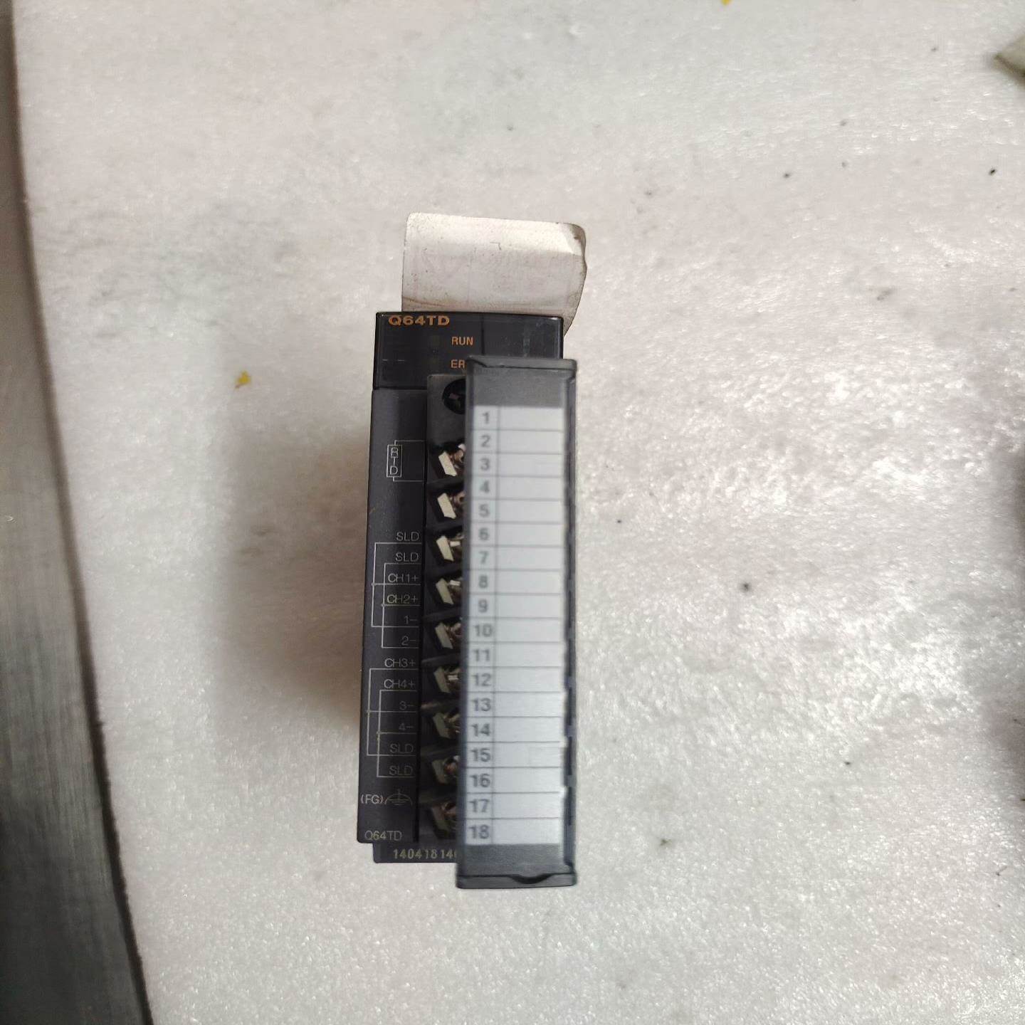 非实价议价议价三菱Q64TD,功能包好,成色如图非常新,三菱原装