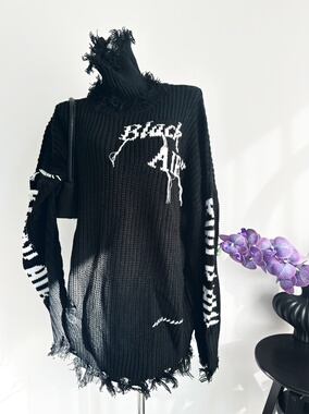 秋冬新款黑色街头潮人高领针织刺绣毛衣男女情侣宽松休闲大码外套