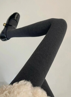 好看好看~好多姐妹安利灰色狠狠爱住真的绝了，穿出漫画腿！！