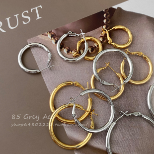 ins冷淡风925纯银素圈耳环女2026年新款爆款耳钉简约气质耳圈耳饰