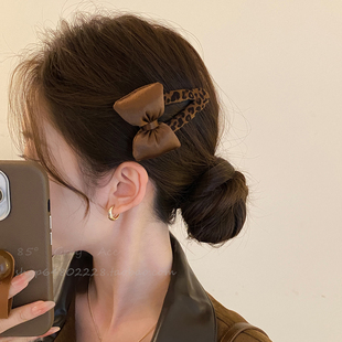 缎面蝴蝶结豹纹发夹女边夹侧边发卡前额刘海夹子2026新款高端头饰
