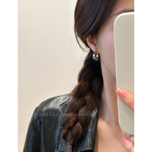 基础百搭款金银耳圈女2026新款爆款独特素圈耳环时尚耳扣耳钉耳饰