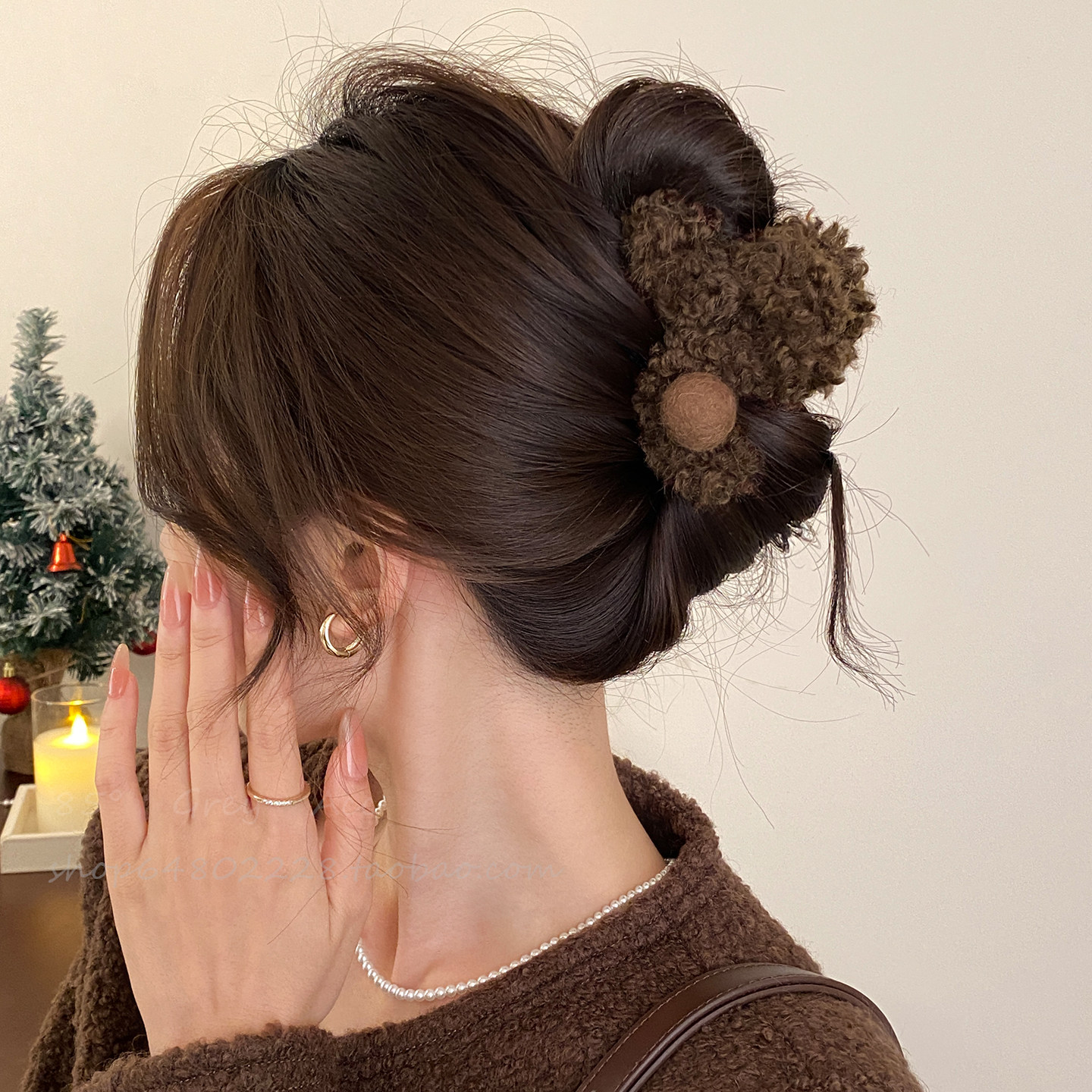 毛绒圆球抓夹女高级感2025新款复古百搭半扎发后脑勺鲨鱼夹盘发夹,饰品/流行首饰/时尚饰品新,发饰,淘宝优惠券,粉丝福利购,淘宝优惠卷