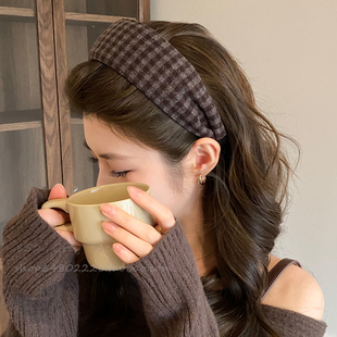 复古毛呢格纹发箍女秋冬氛围感学院风日常外戴高颅顶宽边头箍发饰