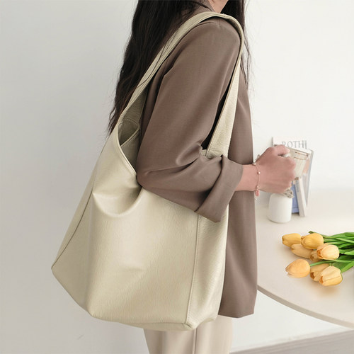 韩系通勤百搭风大容量软皮托特包