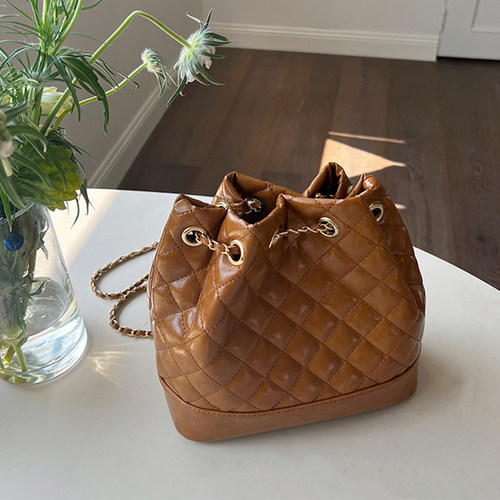 休闲百搭菱格链条双肩小背包