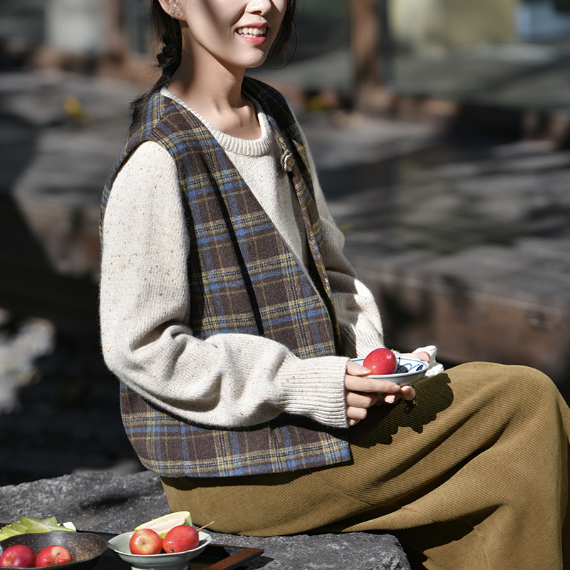 前世今生一粒扣V领格子马夹