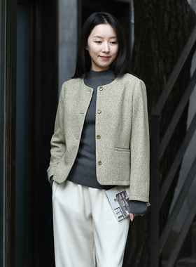 24QDA-069【秋窗月】前世今生经典文艺圆领粗纺毛呢修身短外套