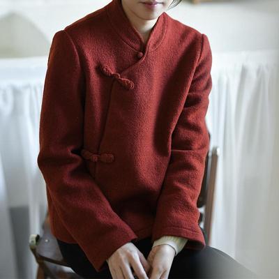 新中式立领花扣毛呢上衣