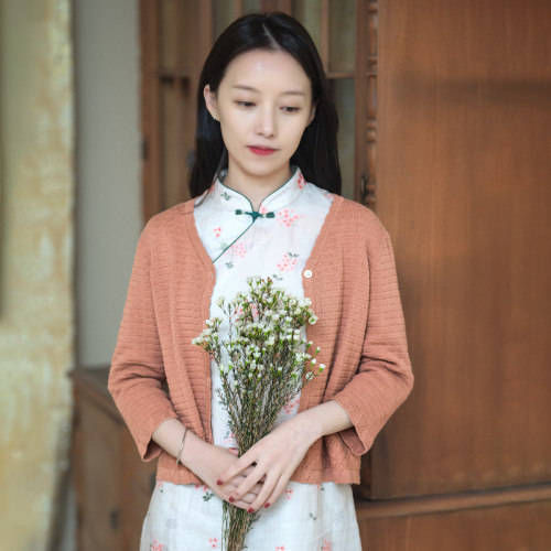 前世今生温婉文艺v领七分袖开衫