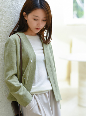 不.退换6-24QDA-083【芳影幽香】前世今生复古交叠V领毛呢上衣