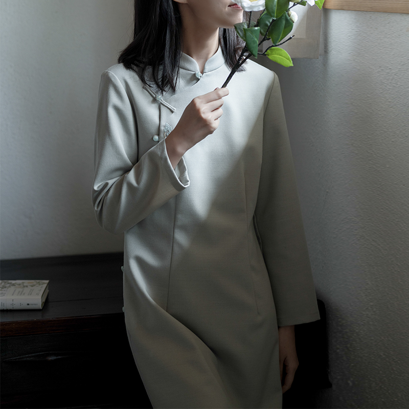 前世今生轻中式日常绣花旗袍