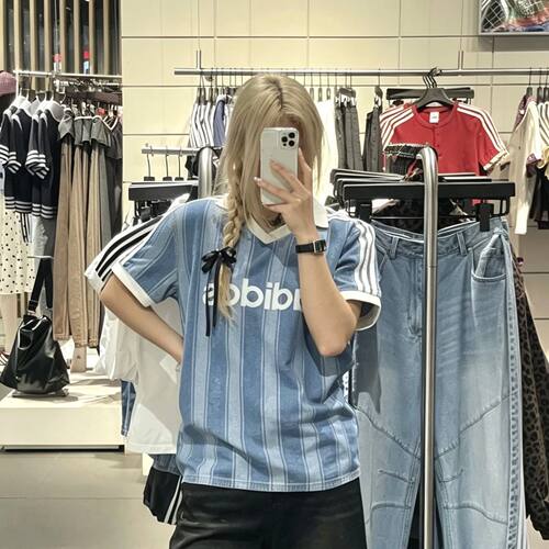 Adidas三叶草26年夏季新款女子球衣风牛仔布运动短袖T恤KD5448