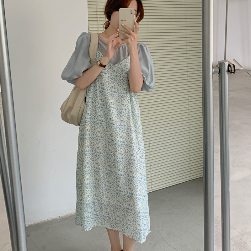 Real auction real price Short Sleeve Chiffon Top + French temperament suspender floral dress two piece set