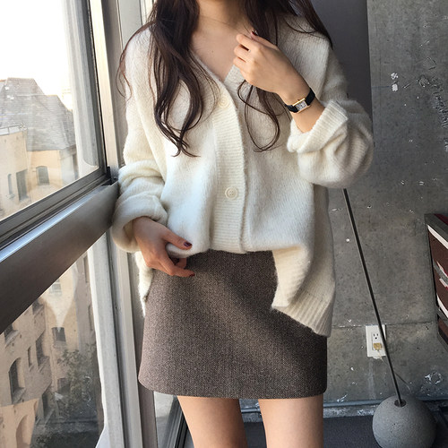 ins超火的新款韩版毛呢半身裙