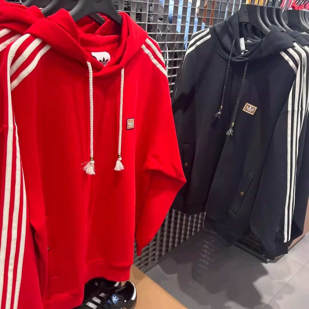 阿迪达斯三叶草马年男子连帽卫衣