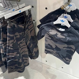Adidas三叶草女子运动休闲运动迷彩短袖T恤五分短裤JI5740 JI5743