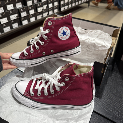 匡威AllStar红酒红高帮帆布鞋