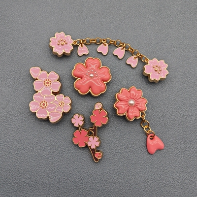 新款Crocs配饰洞洞鞋鞋花卡骆驰鞋上装饰品智必星配件DIY质感金属