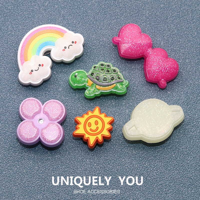 洞洞鞋配饰鞋花适配crocs鞋装饰配件闪亮彩虹花朵星球乌龟组合