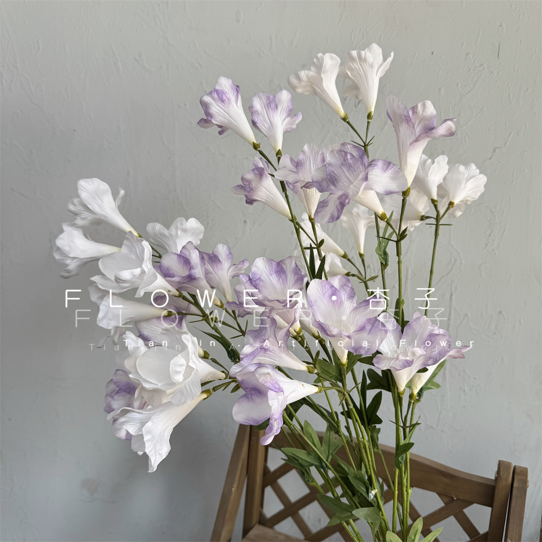 皱纹布风铃花仿真花小众花材花束手捧摄影道具样板间美陈喇叭花