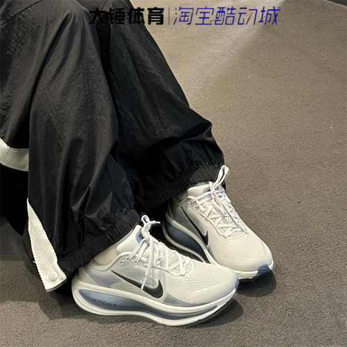 Nike/耐克VOMERO 18 迈柔男子减震透气运动训练跑步鞋HM6803-015