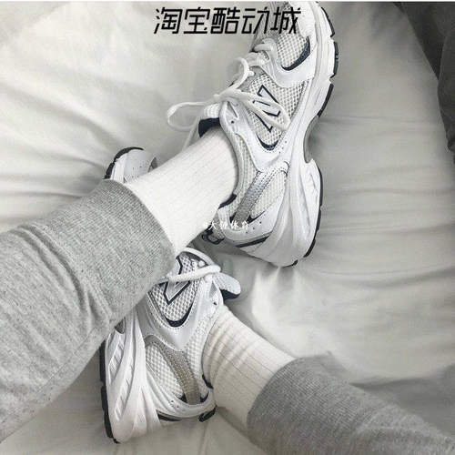 NEWBALANCE白银男女休闲跑步鞋