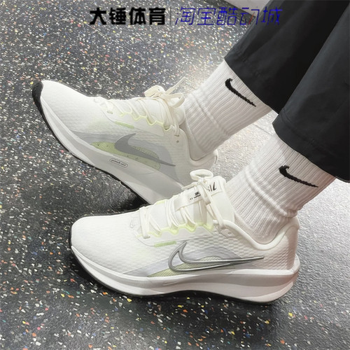 Nike/耐克DOWNSHIFTER 13女款白绿低帮防滑耐磨跑步鞋FD6476-106