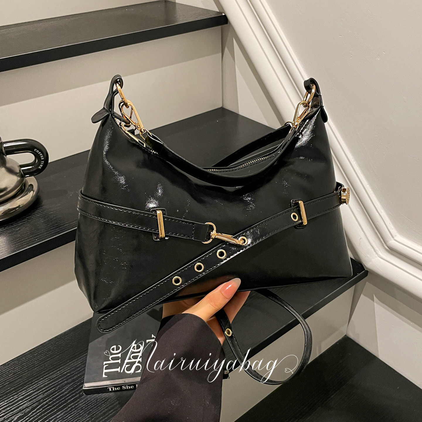 韩系小众大容量通勤斜挎托特包