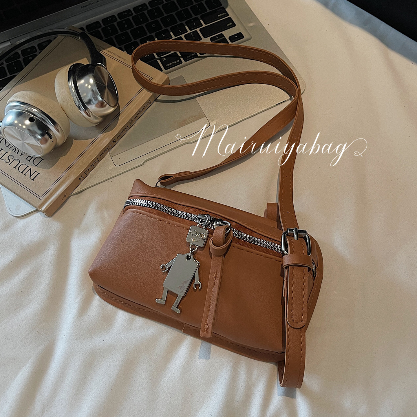 气质百搭小众复古斜挎饭盒胸腰包