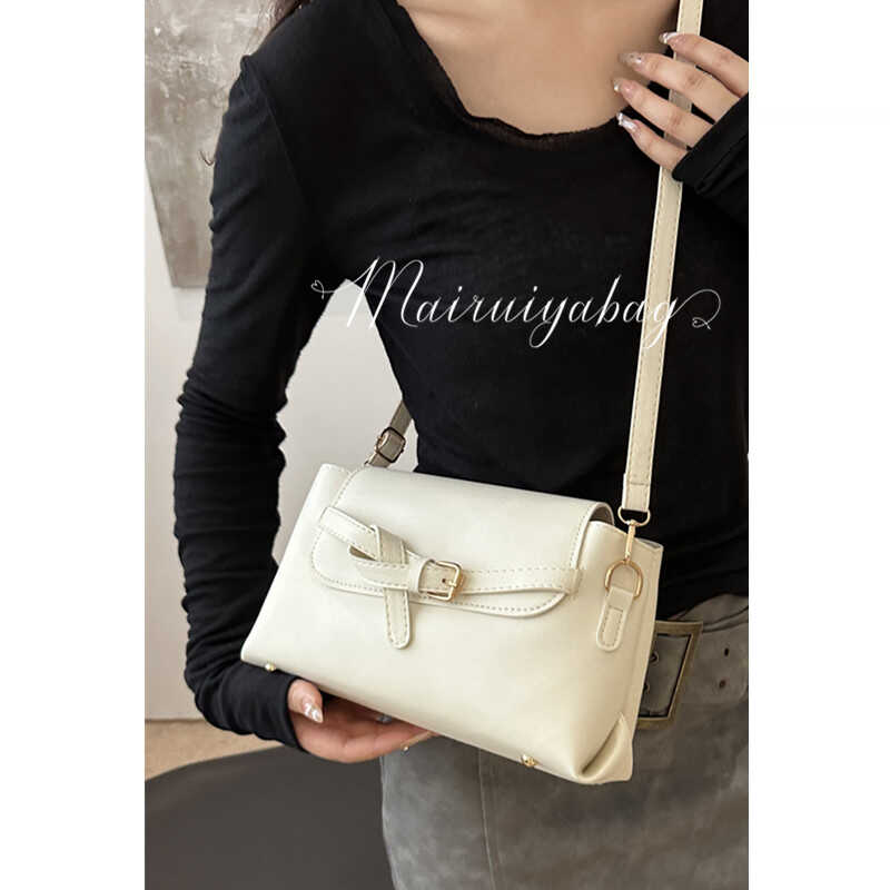 麦瑞雅质感皮带韩系复古小方包