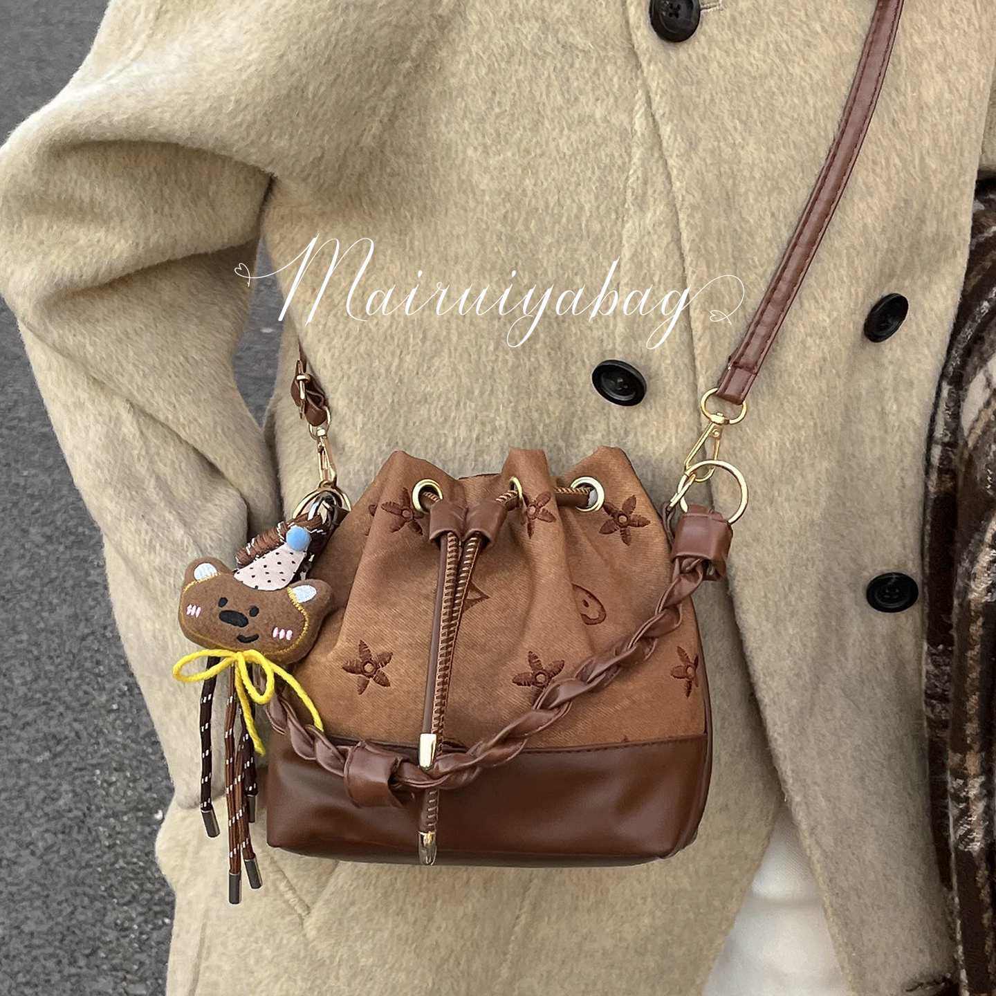 洋气水桶包女2026新款包包高级斜挎包女款通勤手提包百搭女单肩包