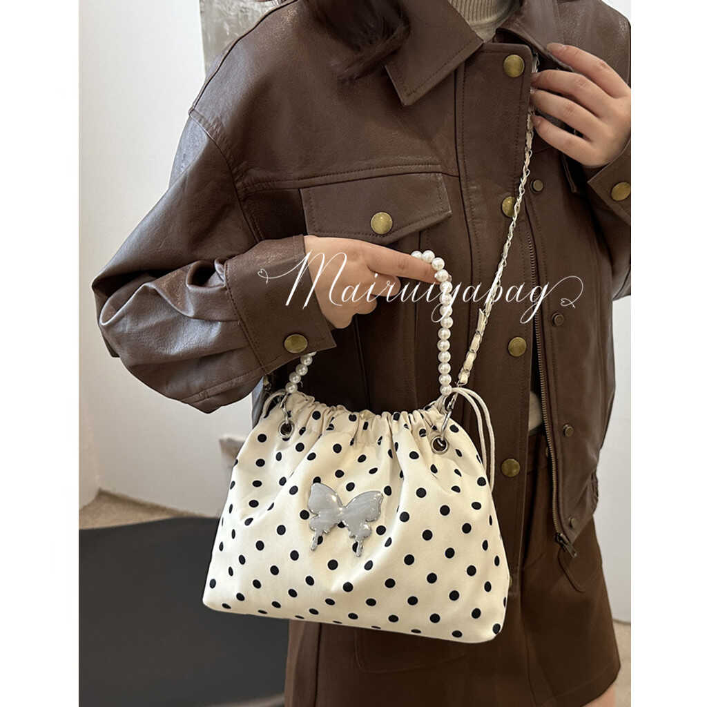 麦瑞雅波点珍珠链条蝴蝶水桶包