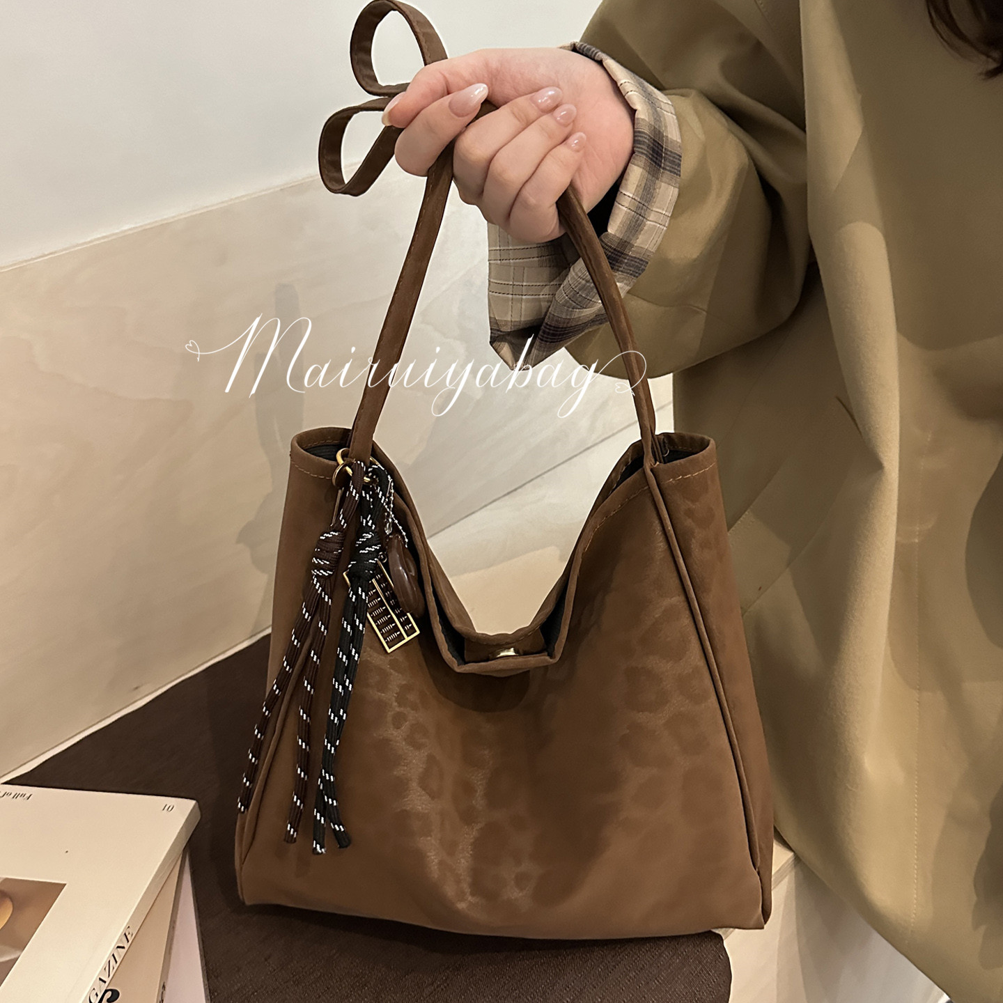 豹纹复古质感大容量通勤托特包