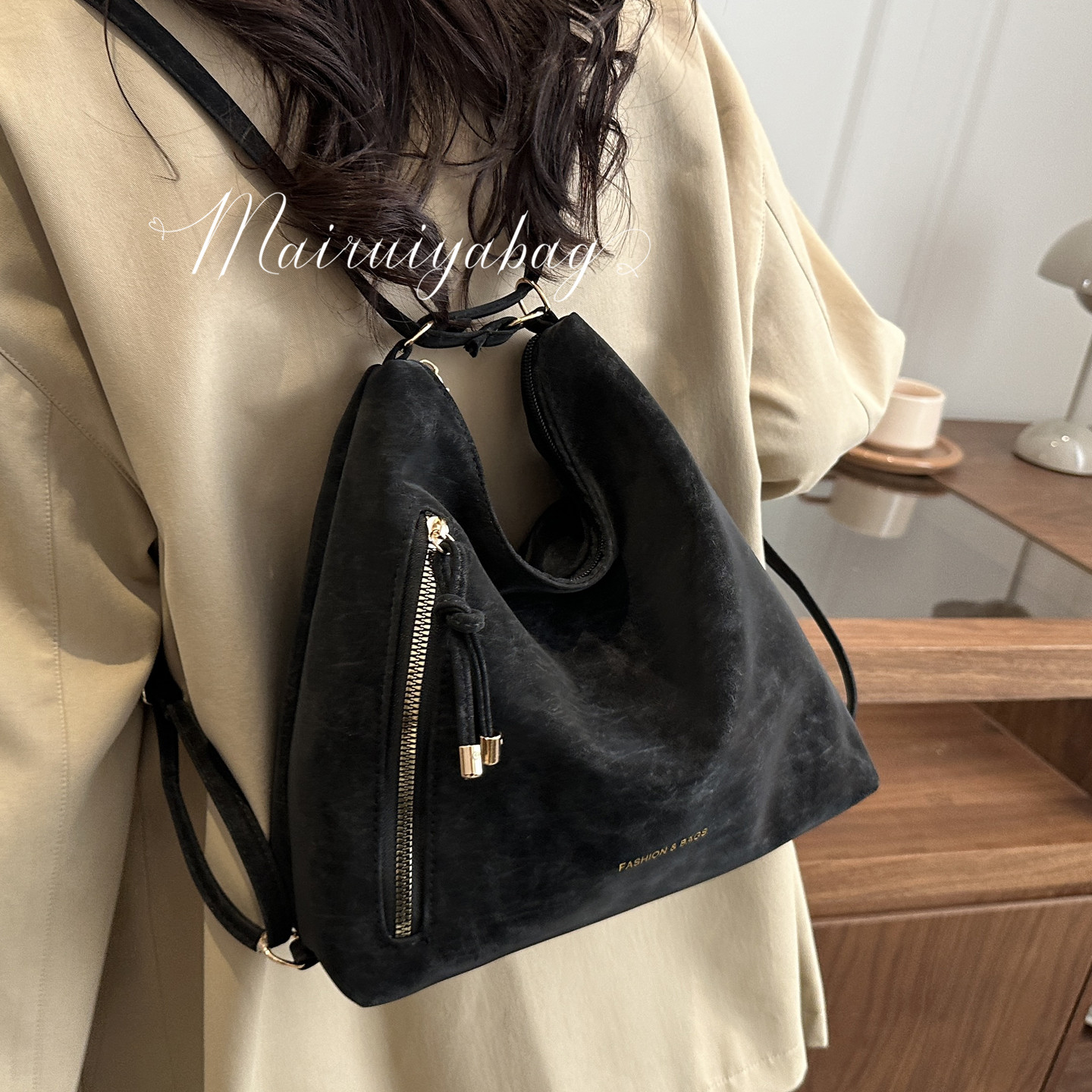 休闲复古大容量通勤百搭托特包