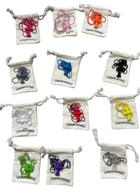 现货自主 东京限定树脂项链Silicon Heart立体藤蔓爱心项链潮