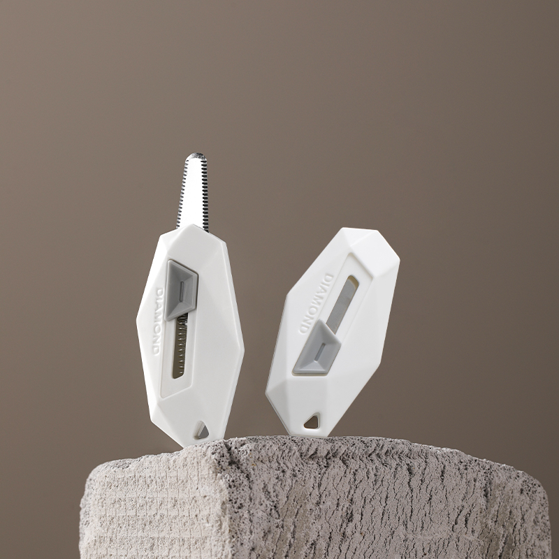 日本磁力钻石迷你拆快递神器雕刻刀片拆信封美工刀便携式裁剪用品