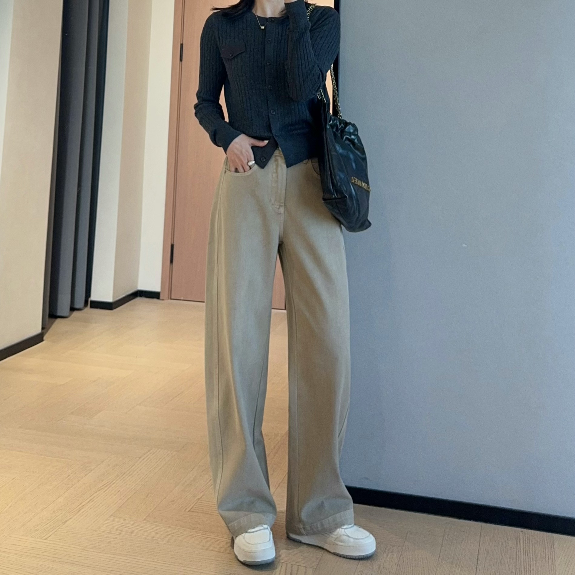 时髦弯刀神裤四面弹松紧高腰显瘦窄版阔腿拖地牛仔裤女2026秋新款