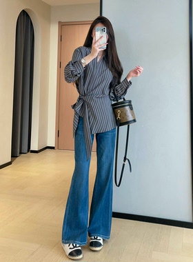WTHEONE设计感小众腰部斜绑带显瘦竖条纹V领衬衫上衣女2026秋新款