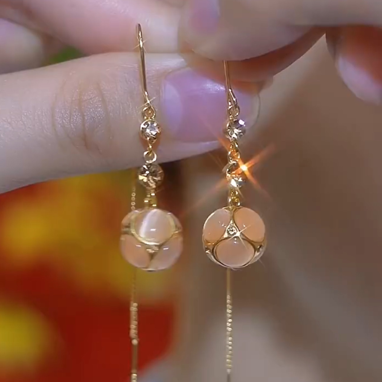 超闪亮白色钻球耳线锆石流苏耳环