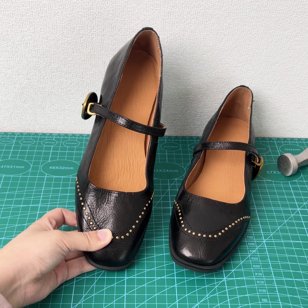 铆钉玛丽珍鞋女复古文艺一字扣带