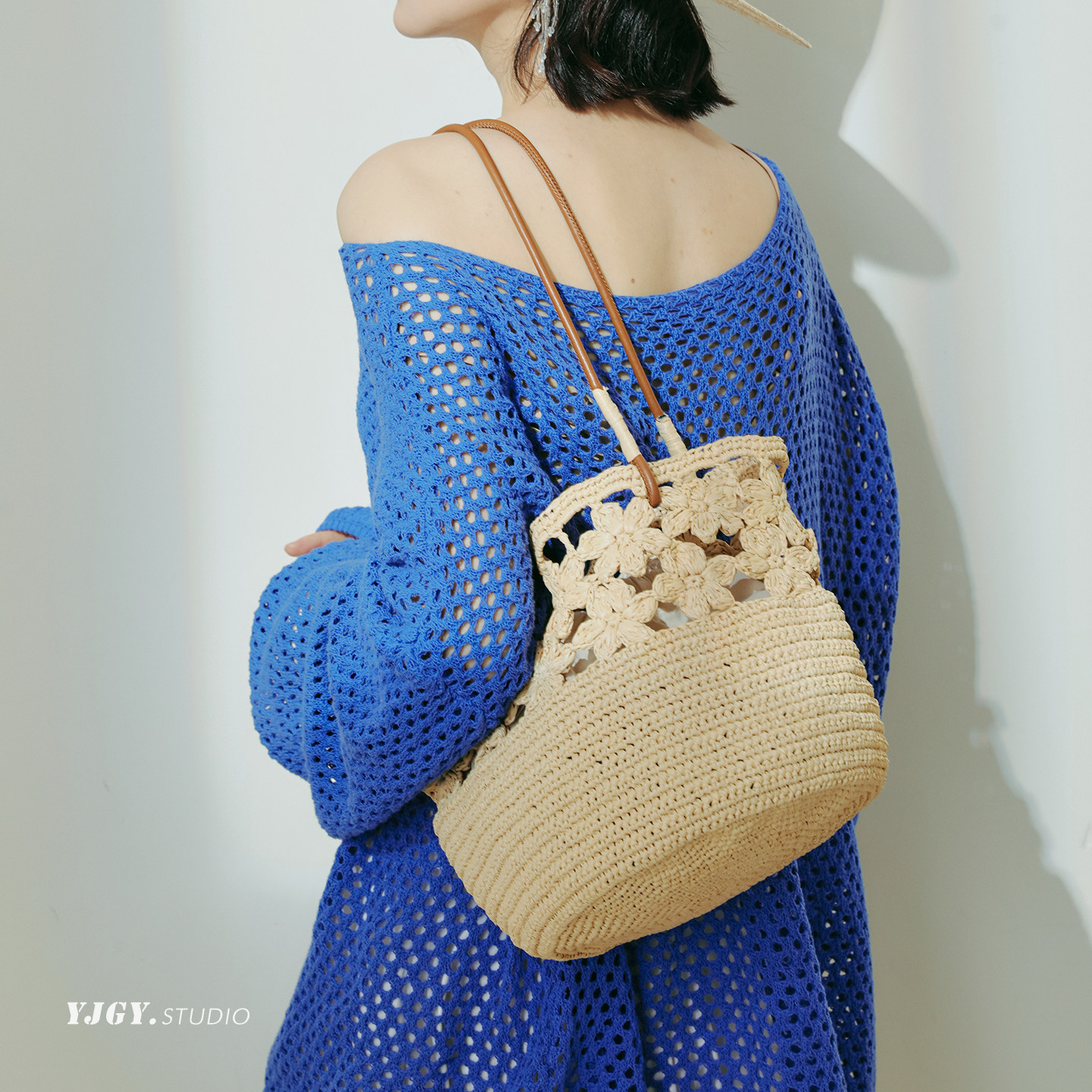 印计谷羽巨好看漂亮草编包包女度假镂空花边水桶包单肩手提沙滩包