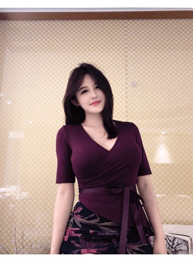 夜蔷微醺 性感纯欲辣妹深V显瘦遮肉飘带不规则设计短袖上衣G227