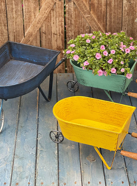 铁艺手推车花架三轮车手拉车圣诞节雪橇车火车幼儿园装饰摆件花盆