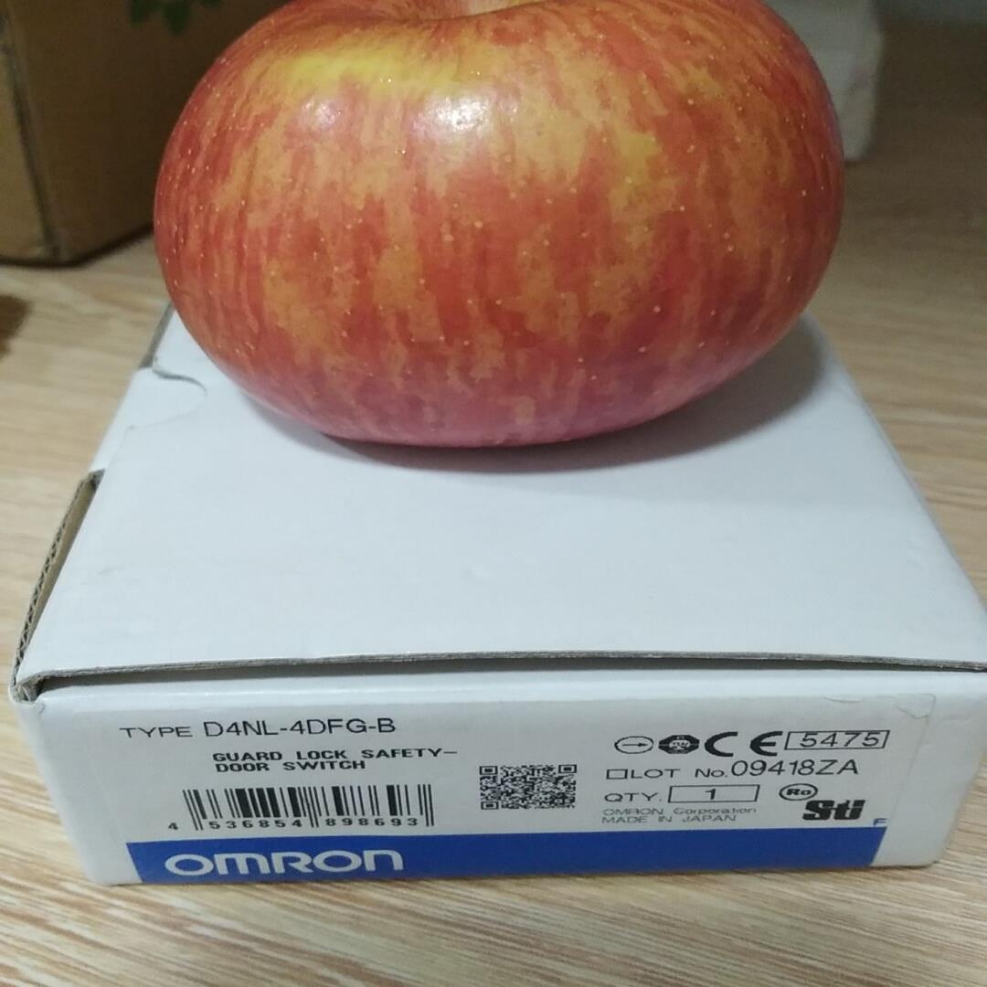 二OMRON安全门锁D4NL-4DFG-B线圈电压24vD【议价】