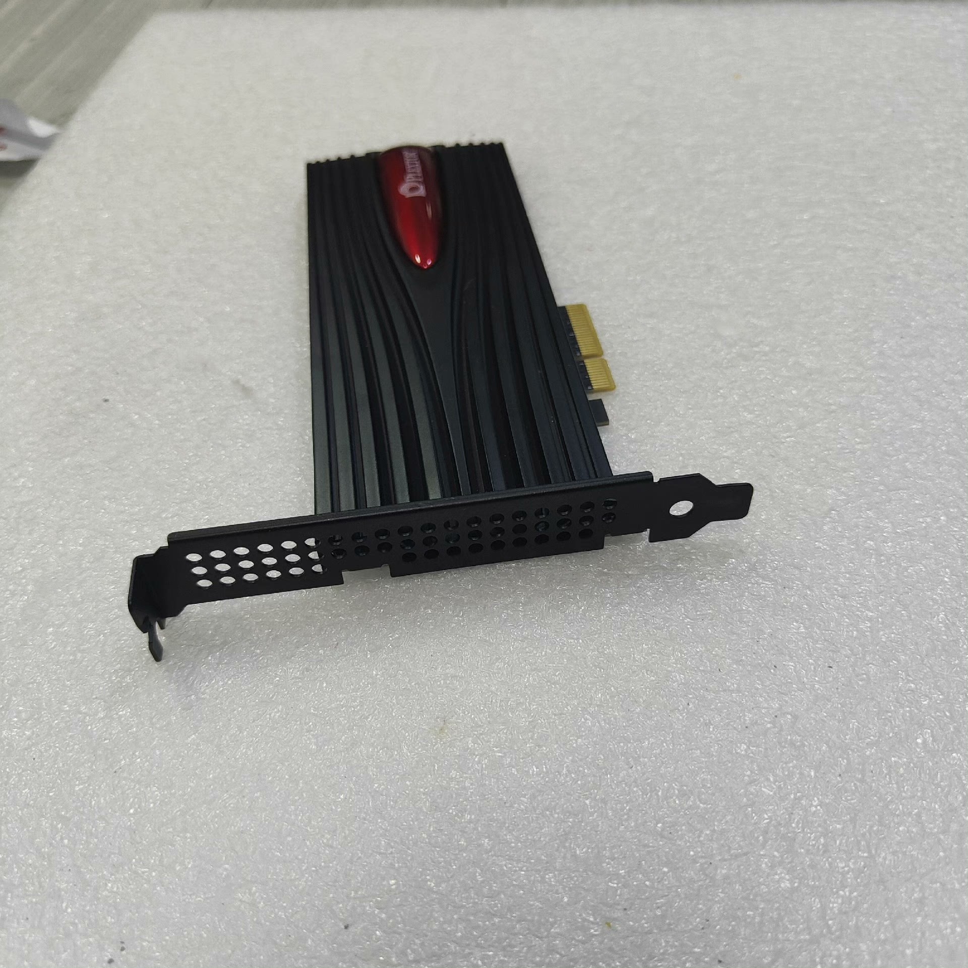 浦科特 1024gb高速固态硬盘   PX-1TM9per【议价】