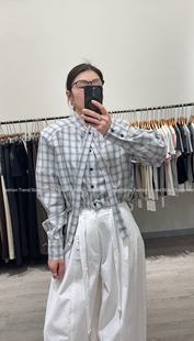 DY欧洲站2026春季新款女洋气垫肩设计感飘带格纹长袖短款衬衫女