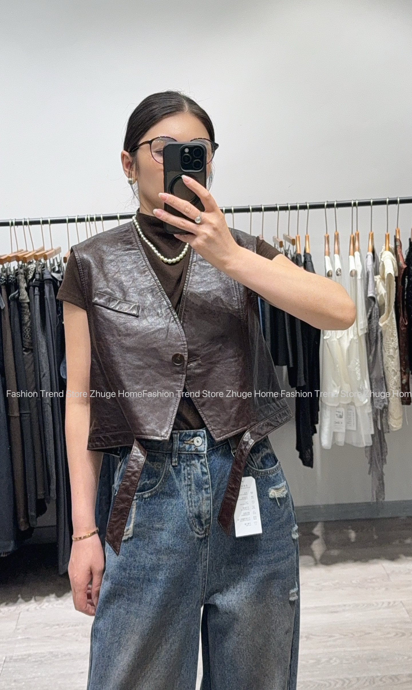 欧洲站真皮马甲女2026秋季短款油蜡绵羊皮V领复古时尚背心坎肩潮